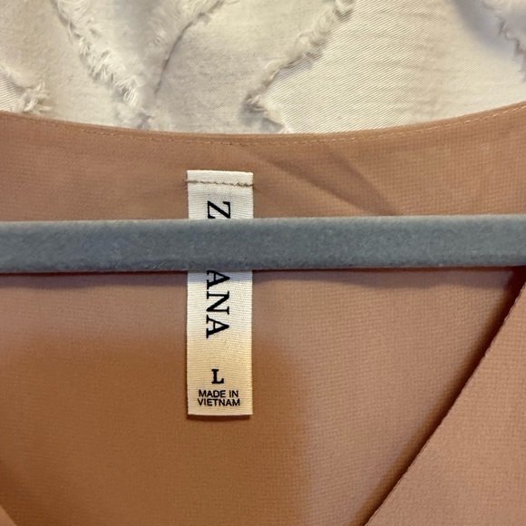 New without tags. Size large. - Picture 2 of 4